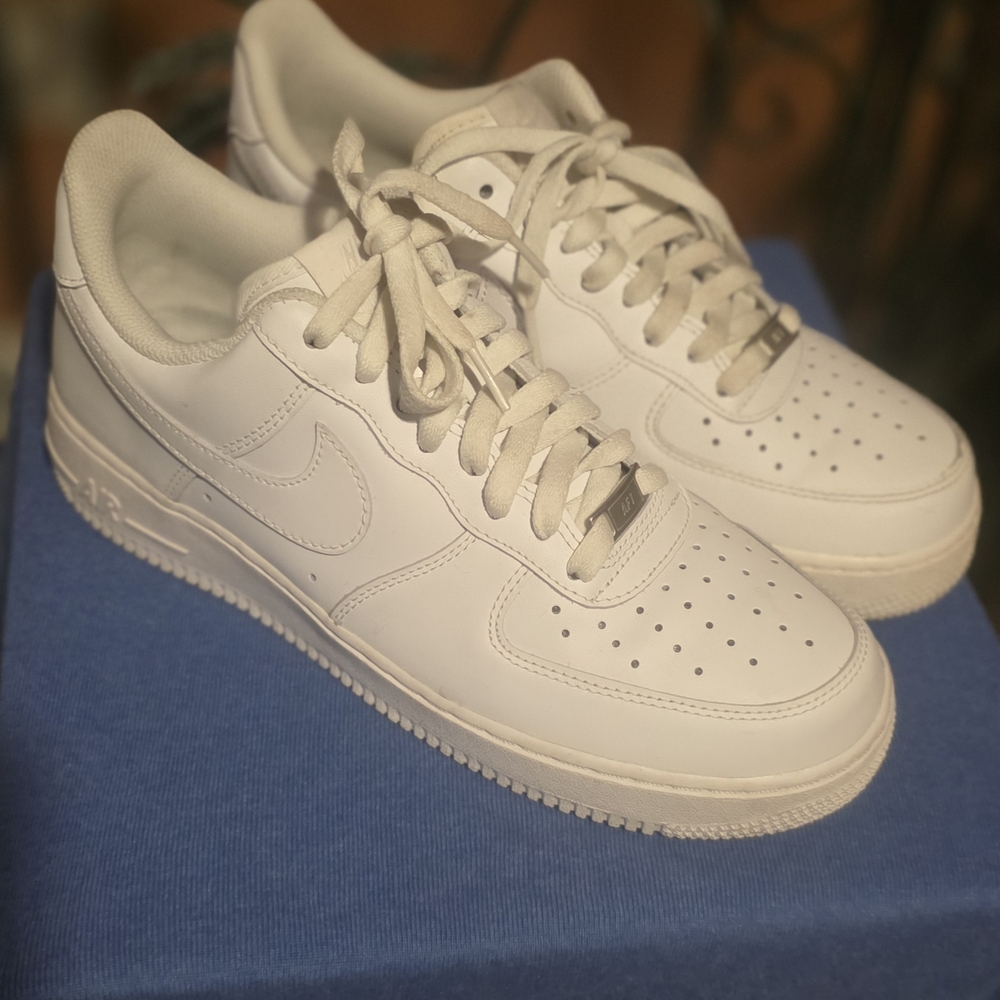 Nike Men's White Sneakers